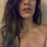 kneesbabyxoxo