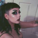 gloomygoddess