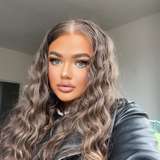 curvedbrunettexx