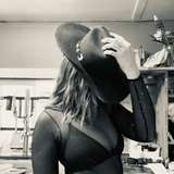 scarred_scarlett