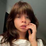 mia_azami