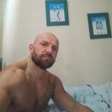 u409385043